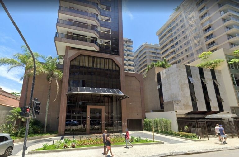 Ano Novo, casa nova Conheça o atual endereço de Sérgio Cabral Revista Formosa Ano Novo, casa nova Conheça o atual endereço de Sérgio Cabral Revista Formosa